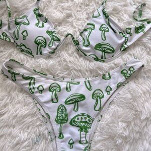 Cheeky mushroom bikini